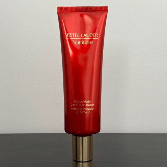 Estee Lauder Nutritious Radiant Vitality 2-in-1 Foam Cleanser - Picture 3 of 16